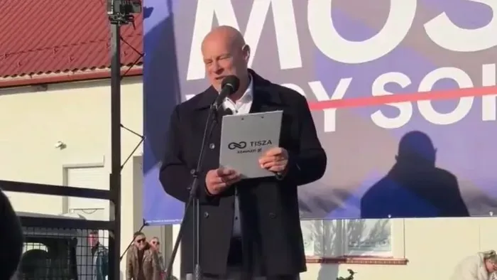 Így viccelődött vállalhatatlanul Magyar Péterék jelöltje a párt országjárásán