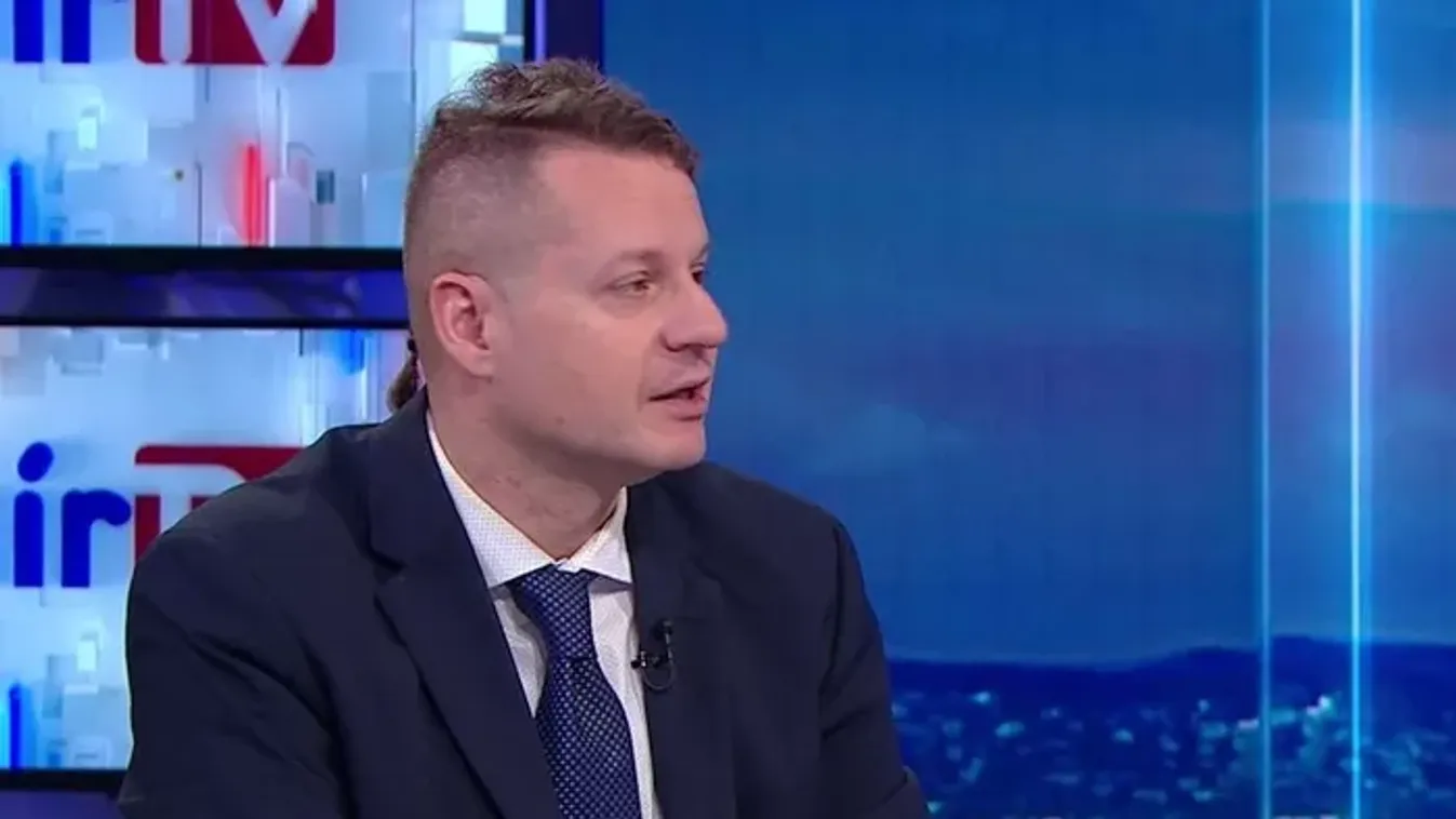 Donald Trump felfüggeszti az orosz-ellenes olajszankciókat