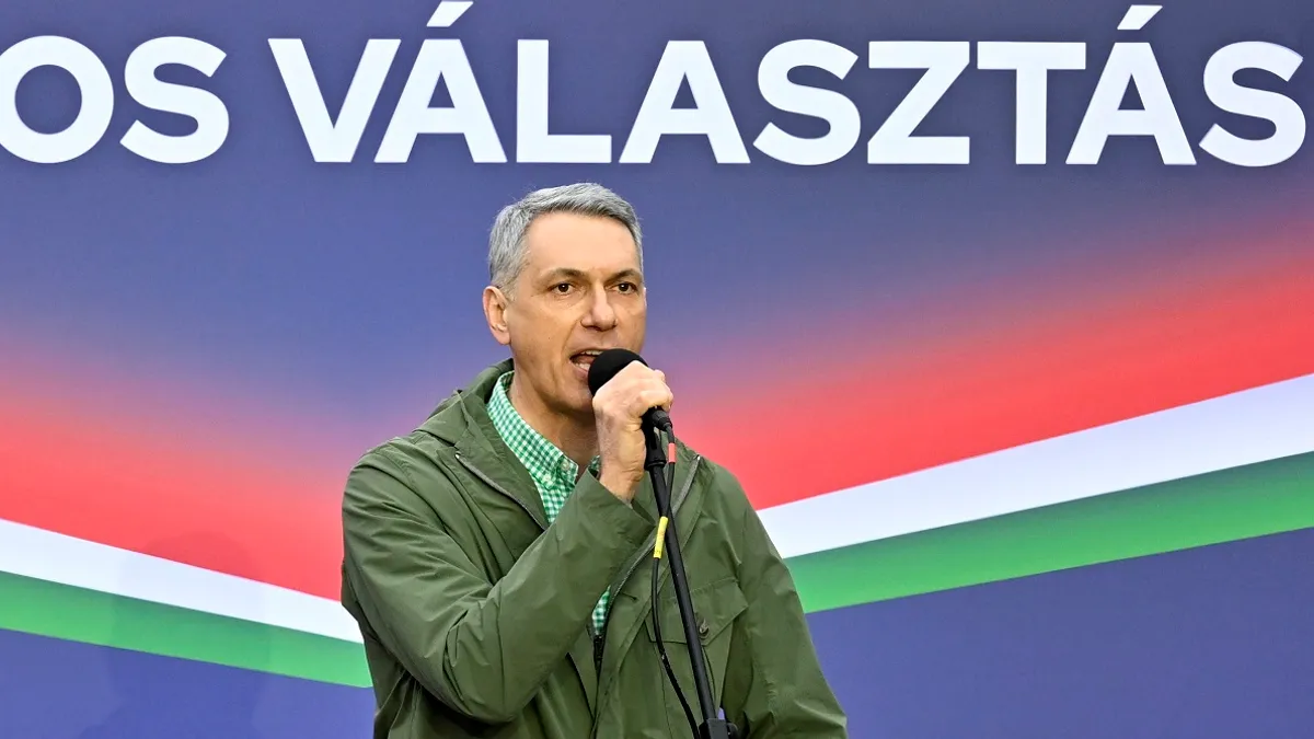 A „slim-fit budai csávók” és az ellenzéki gyűlöletkommandó ellen emelt szót Lázár János