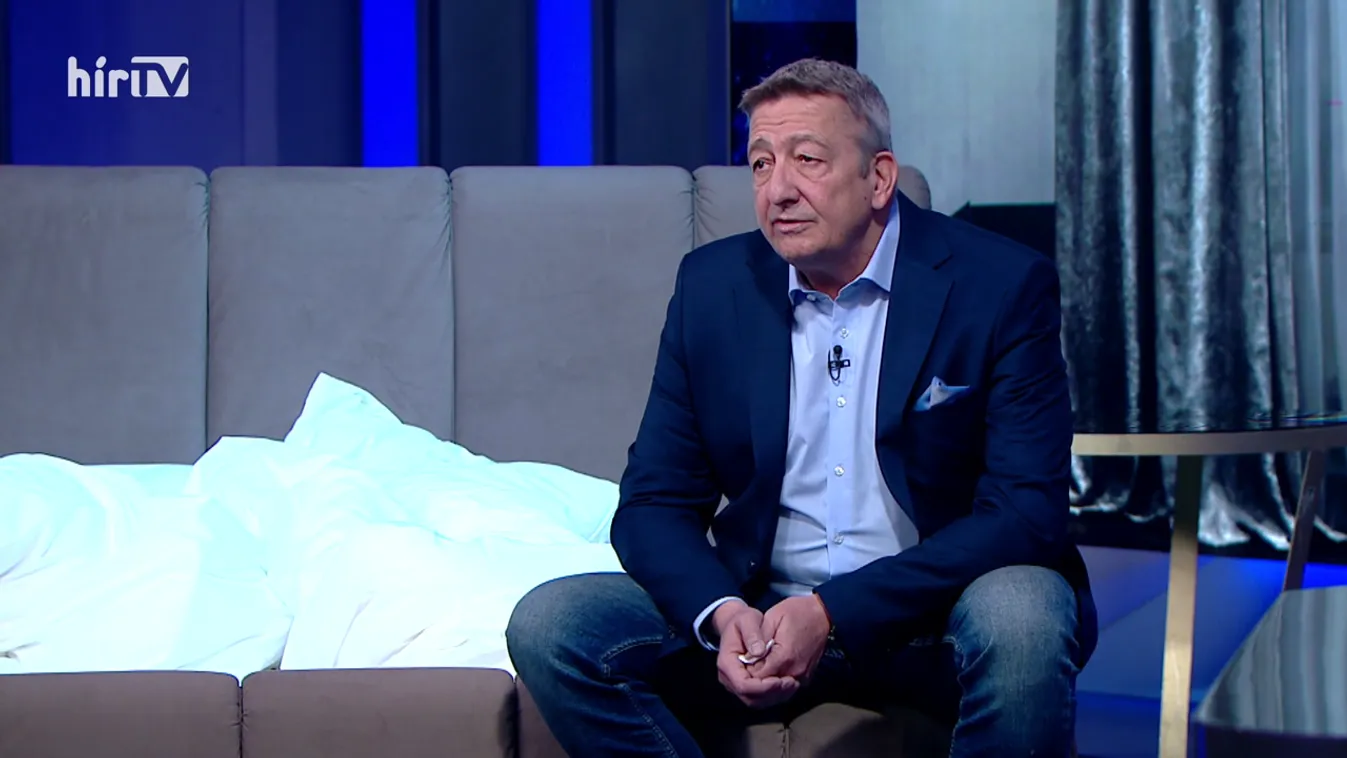 „Felnőtt férfi vagyok, szoktam nemi életet élni!” – Magyar Péter-paródia a Bayer show-ban Kép