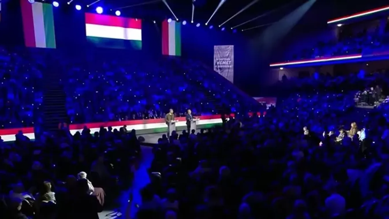 Debrecenben, a valaha volt legnagyobb Háborúellenes Gyűlése szólalt fel Orbán Viktor