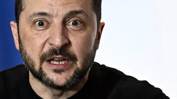  Hol húzódik a határ a jogos önvédelem és a durva belpolitikai beavatkozás között?