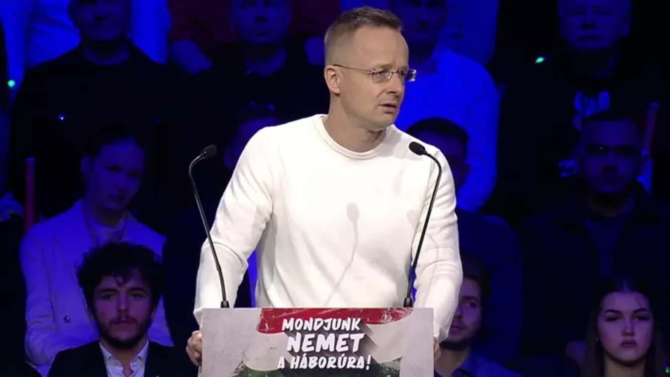 Szijjártó Péter: Minket senki sem fenyegethet meg, magyar fiatalok nem mennek az ukrán frontra