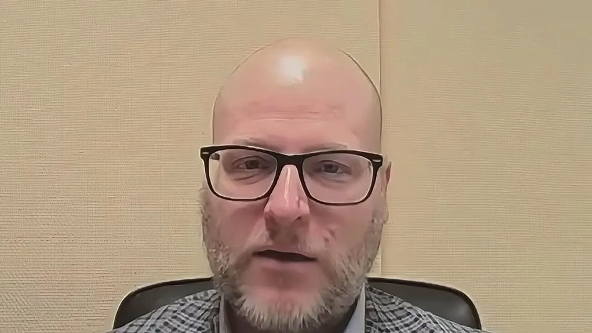 Több pénzt kapnak a minimálbéren foglalkoztatottak