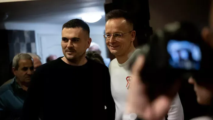  Szijjártó: Míg mi a valóságot építjük, az ellenzék különböző trükkök mögé bújik