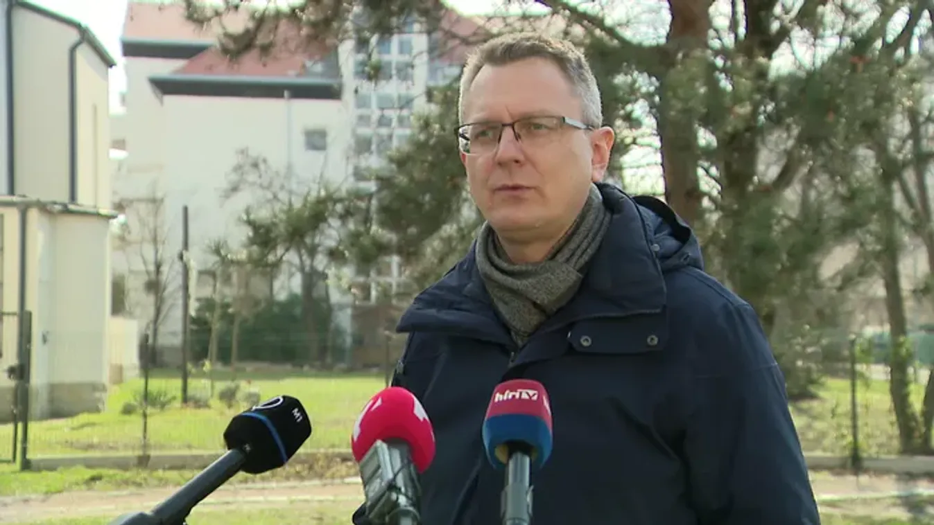 Rétvári Bence elárulta, mit hoz a mindennapokban a védelmi tanács döntése