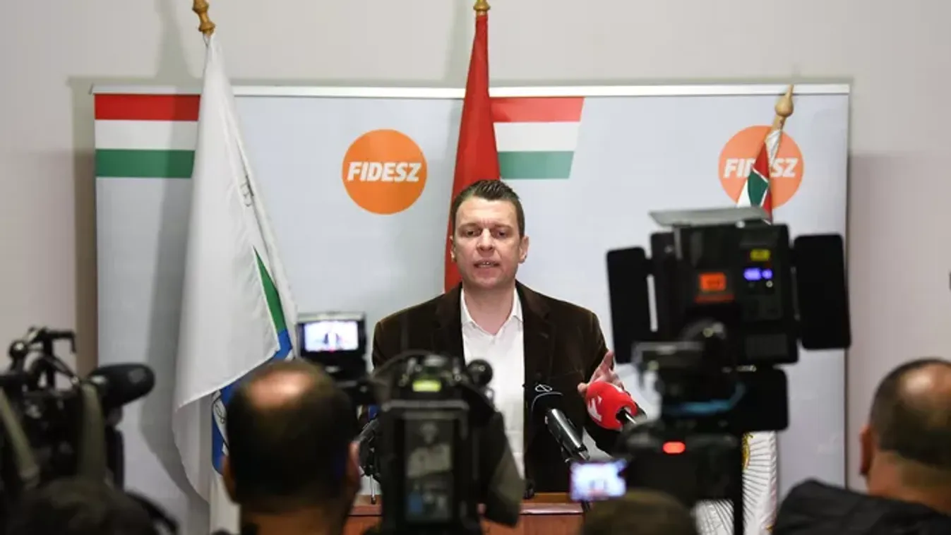 Menczer Tamás szerint Brüsszel éppen ezt teszi most Európával