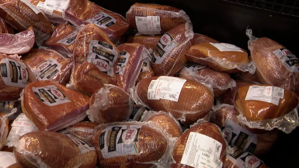 Szigorú húsvéti razziát tart a fogyasztóvédelem: a piacoktól az éttermekig bárki kaphat ellenőrzést