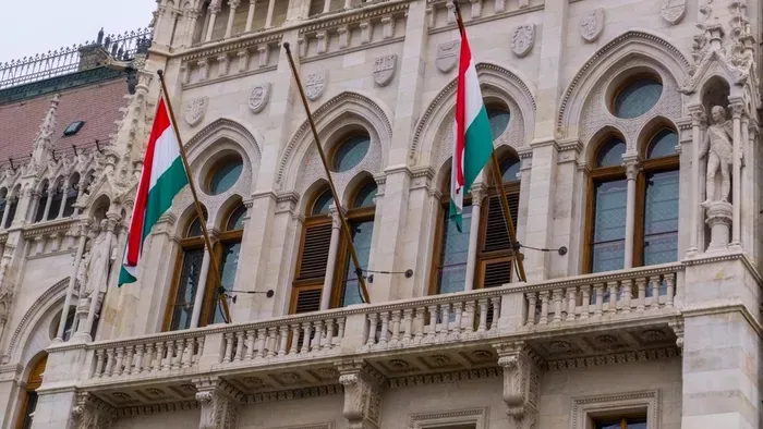 Országgyűlés - Azonnali kérdések órája - Élőben a Hír TV műsorán