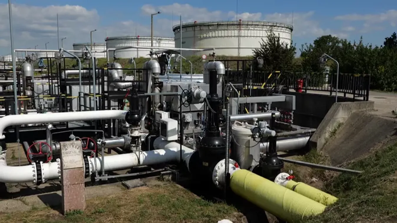 Merénylet Magyarország ellen a kőolajvezeték blokkolása