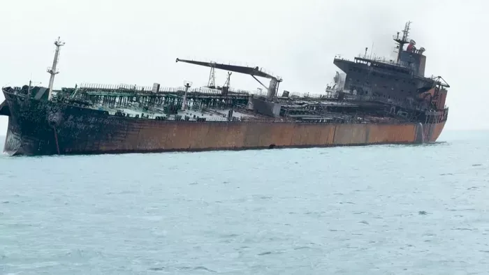 Égnek a tankerhajók, szökik az olaj ára: Washington a stratégiai készletekhez nyúlt