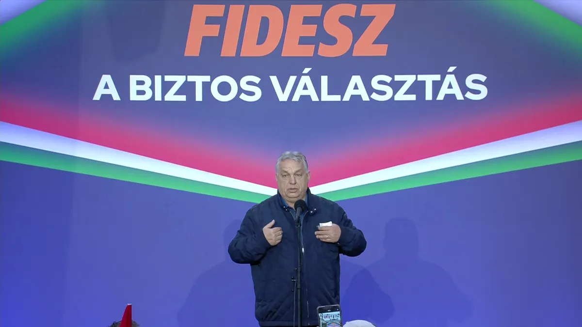 Orbán Pécelen: Nem hagyjuk, hogy ukránbarát kormány vezesse az országot