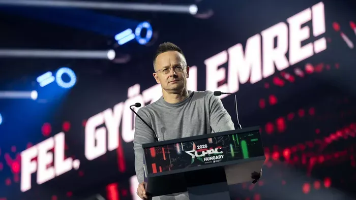 Hazaárulás? Külföldi titkosszolgálatok hálójában a Tisza Párt