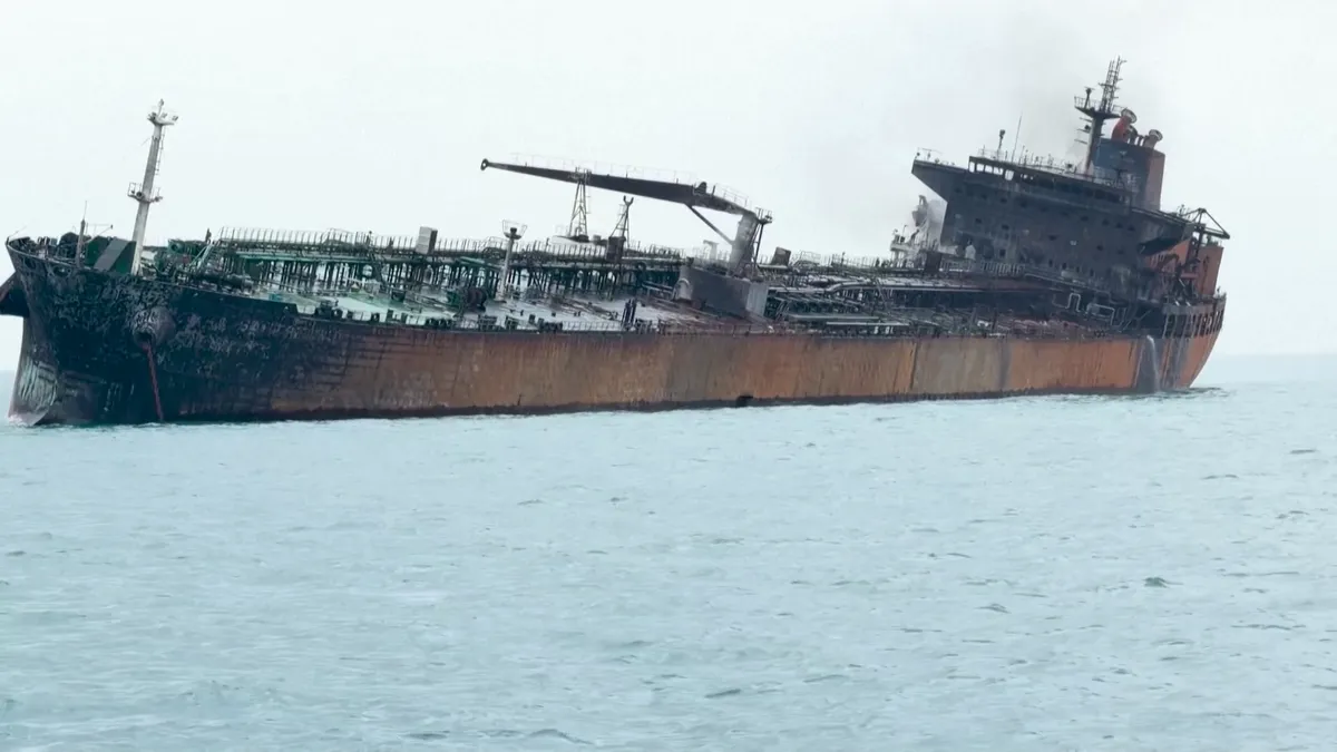 Égnek a tankerhajók, szökik az olaj ára: Washington a stratégiai készletekhez nyúlt