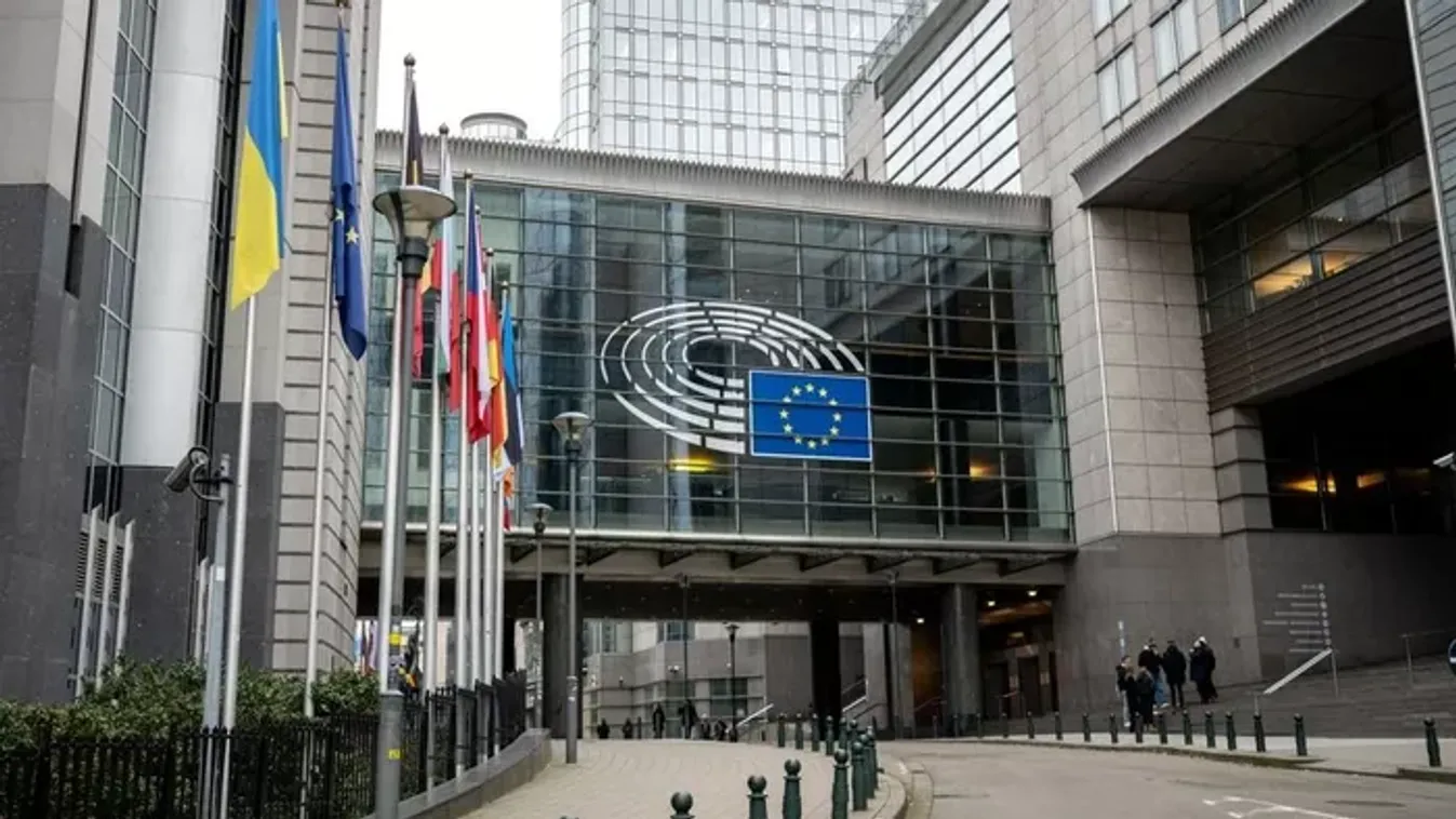 Egyre ziláltabb a Tisza Párt, most már politikus nélkül is tartanak parlamenti sajtótájékoztatót