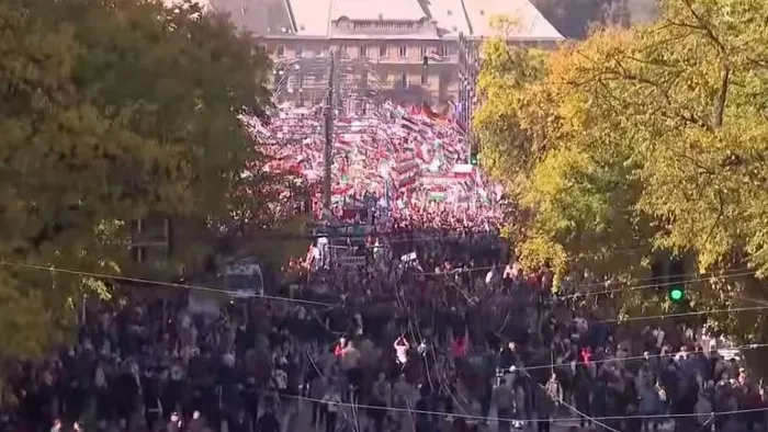A valaha volt legnagyobb békemenetre készül a Fidesz