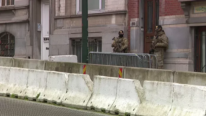 Kétszáz katona az utcákon a belga zsidó közösség védelmére