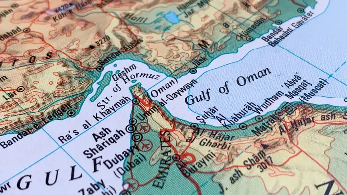 Így néz ki a gyakorlatban a Hormuzi-szoros lezárása – megszólalt a szakértő