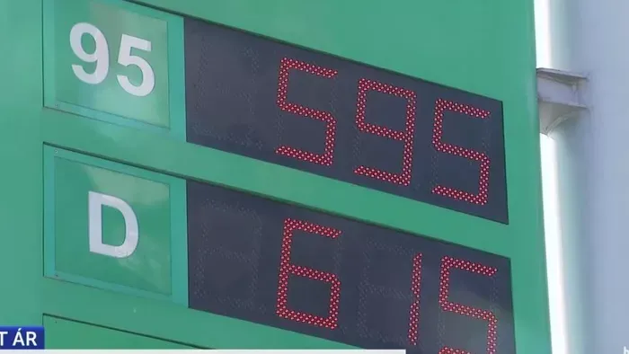 Gulyás Gergely elárulta, hogy Magyarország miért tudja fenntartani a védett üzemanyagárakat