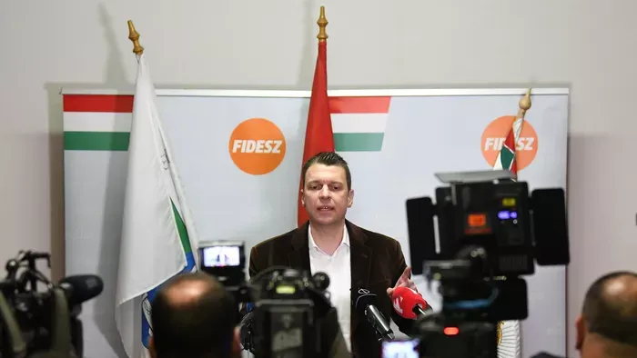 „Ezt az egy kérdést gondolják át” – így üzent Menczer Tamás ellenzéki szavazóknak