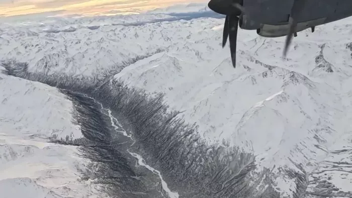 Donald Trump utazását megzavarta egy drón