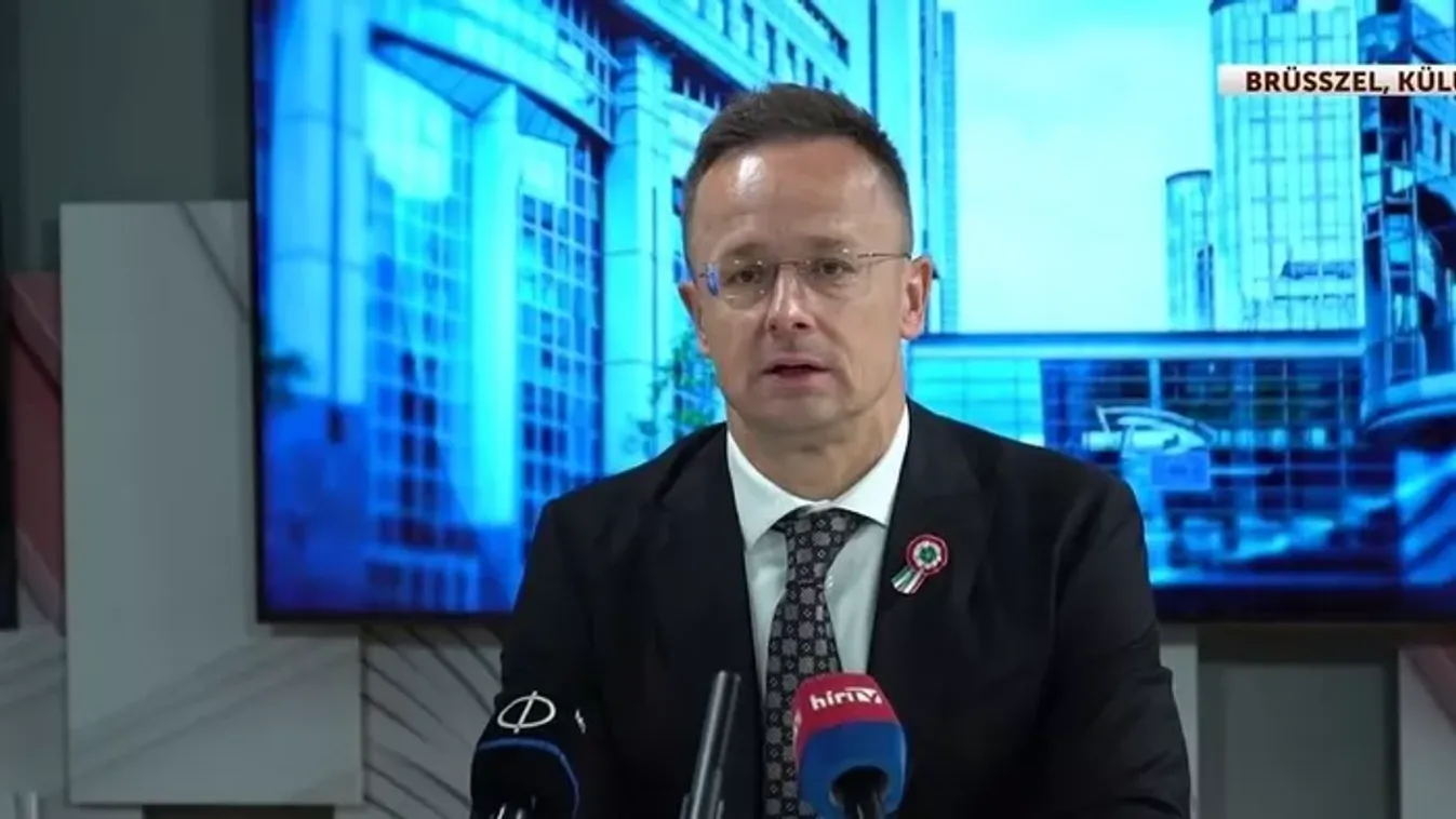 Szijjártó Péter sajtótájékoztatója Brüsszelben