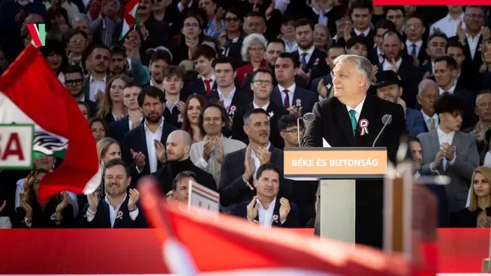 A hely, ahol a miniszterelnök is otthon érzi magát: Orbán Viktor látogatást tett a HírTV stúdiójában