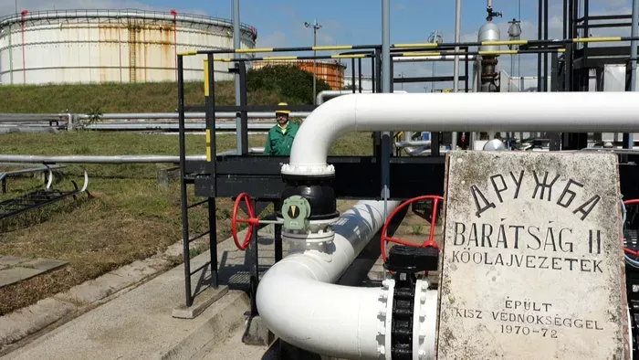 Az iráni események fényében hazánknak ezért is kulcsfontosságú, hogy Kijev ne blokkolja az olajszállítást