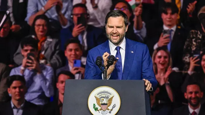 „Ne hallgassanak a bürokratákra!” – J. D. Vance Budapesten hirdetett harcot a nihilizmus ellen