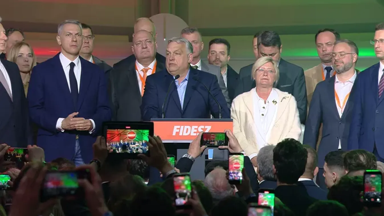 Ezért adhatta vissza mandátumát Orbán Viktor – az elemző a háttérben zajló átrendeződésről