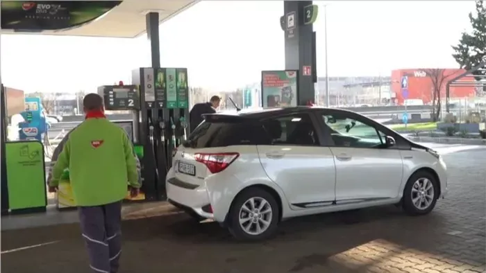 A baloldali sajtó szerint is meg fogja szüntetni a Tisza-kormány a védett árat