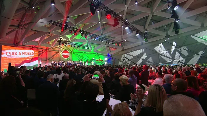 Egyensúly a tapasztalat és a fiatalítás között – Új stratégiával indul a Fidesz-frakció