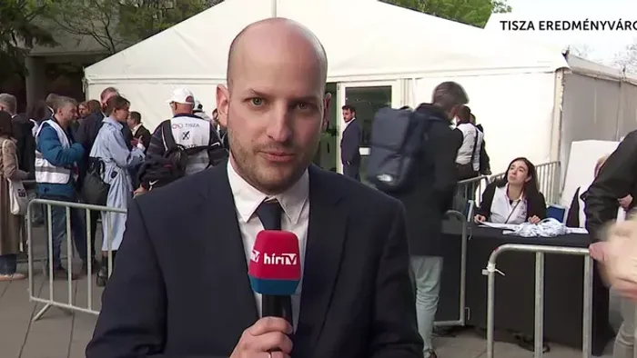 A "sajtószabadság jegyében" nem engedték be a HírTV stábját a Tisza Párt eredményvárójára
