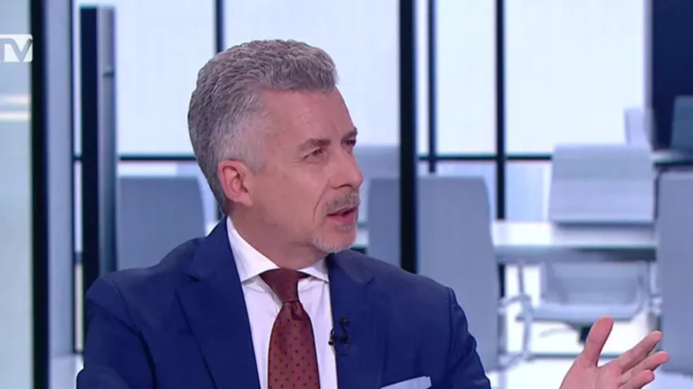 Orbán Viktor megfogadta Rákay Philip tanácsát