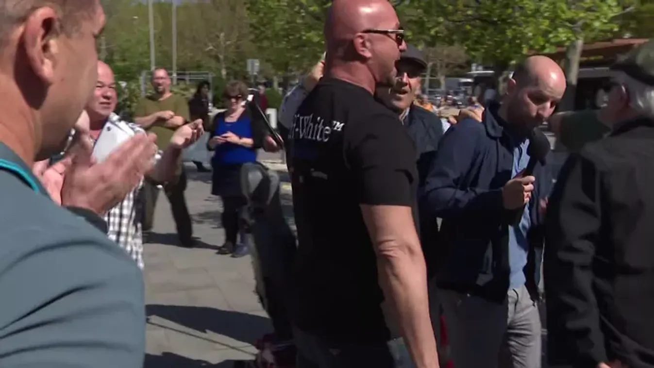 Fizikai inzultus a HírTV stábja ellen: elfajult a helyzet Balatonfüreden