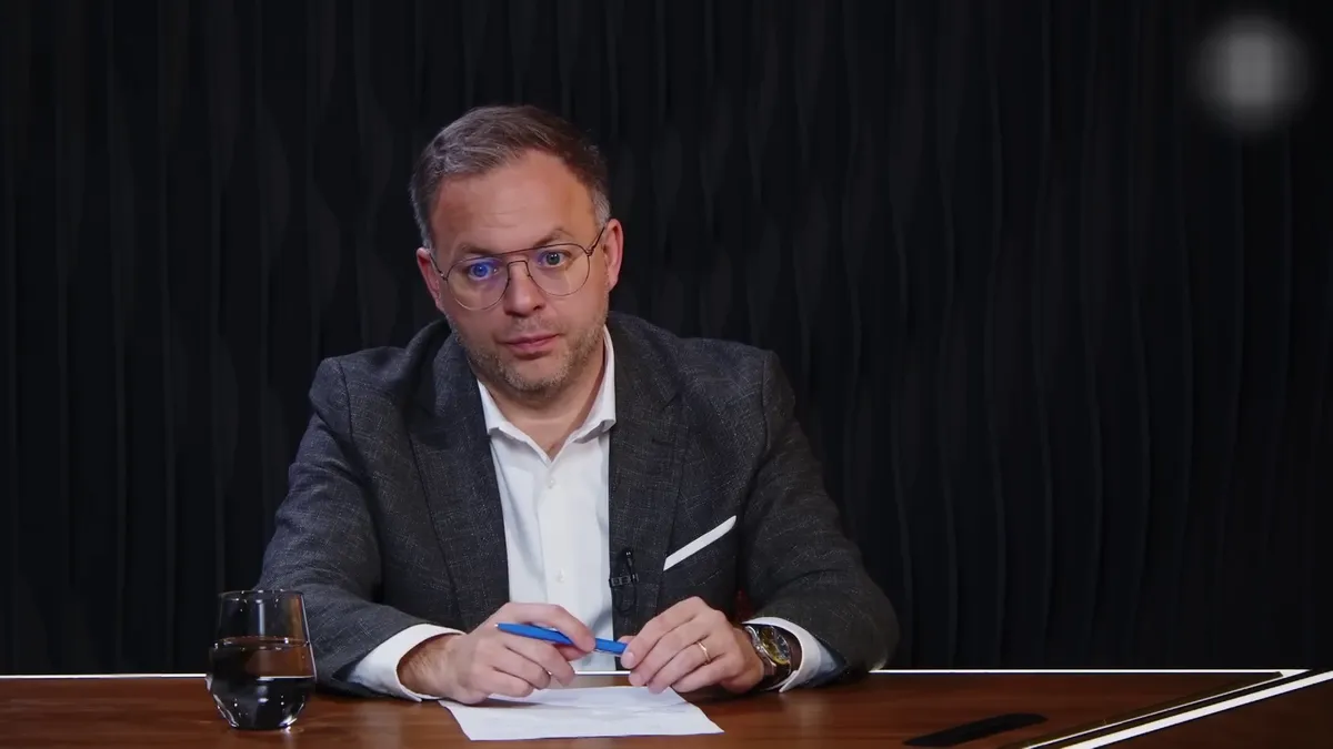 Orbán Balázs szerint az elégedetlenség és a külső beavatkozás hozta a bukást