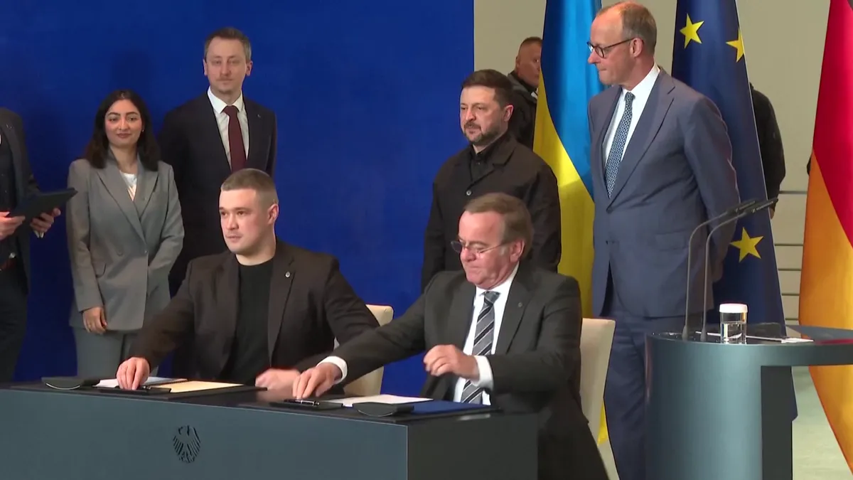 Szélesítenék a mozgósítást Ukrajnában: fiatalok és nők is érintettek lehetnek