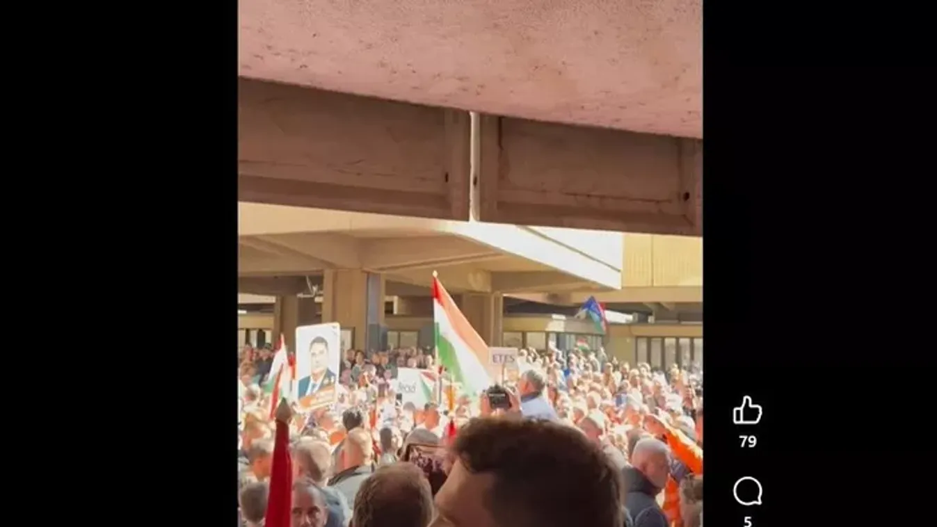 Hatalmas üdvrivalgás fogadta Orbán Viktort Salgótarjánban