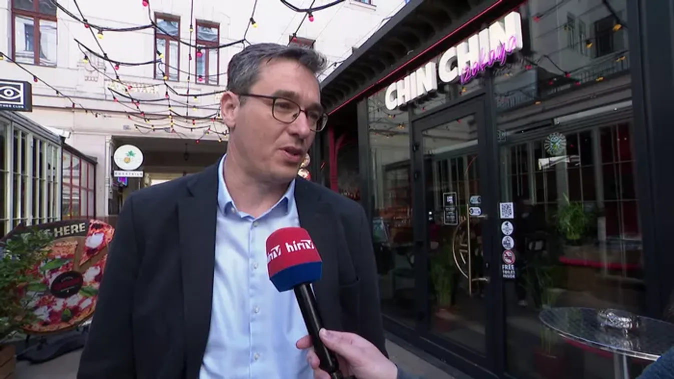 Időhúzás a Városházán: Karácsony Gergely politikai sakkozása mentheti meg Mártha Imrét