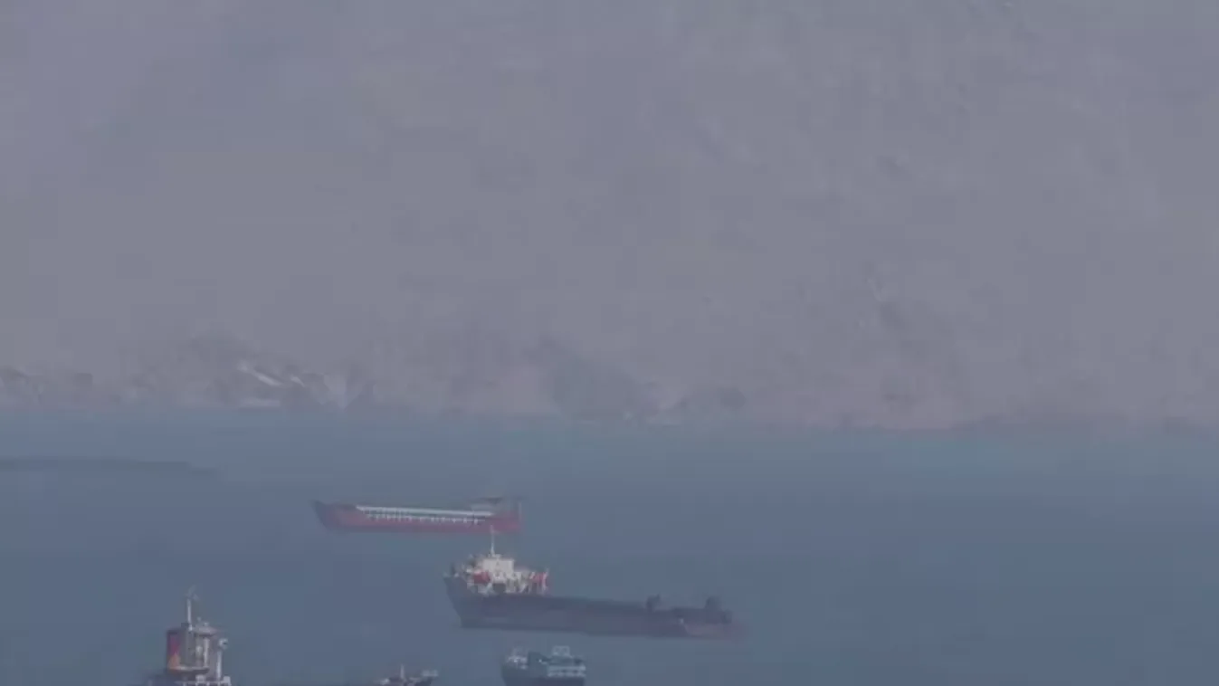 Ismét lezárta Irán a Hormuzi-szorost