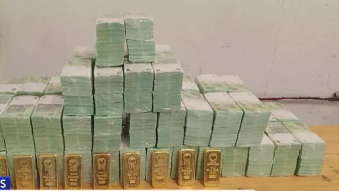 NAV: Egy benzinkút wc-jében hamisított dokumentumokat az ukrán aranykonvoj egyik vezetője