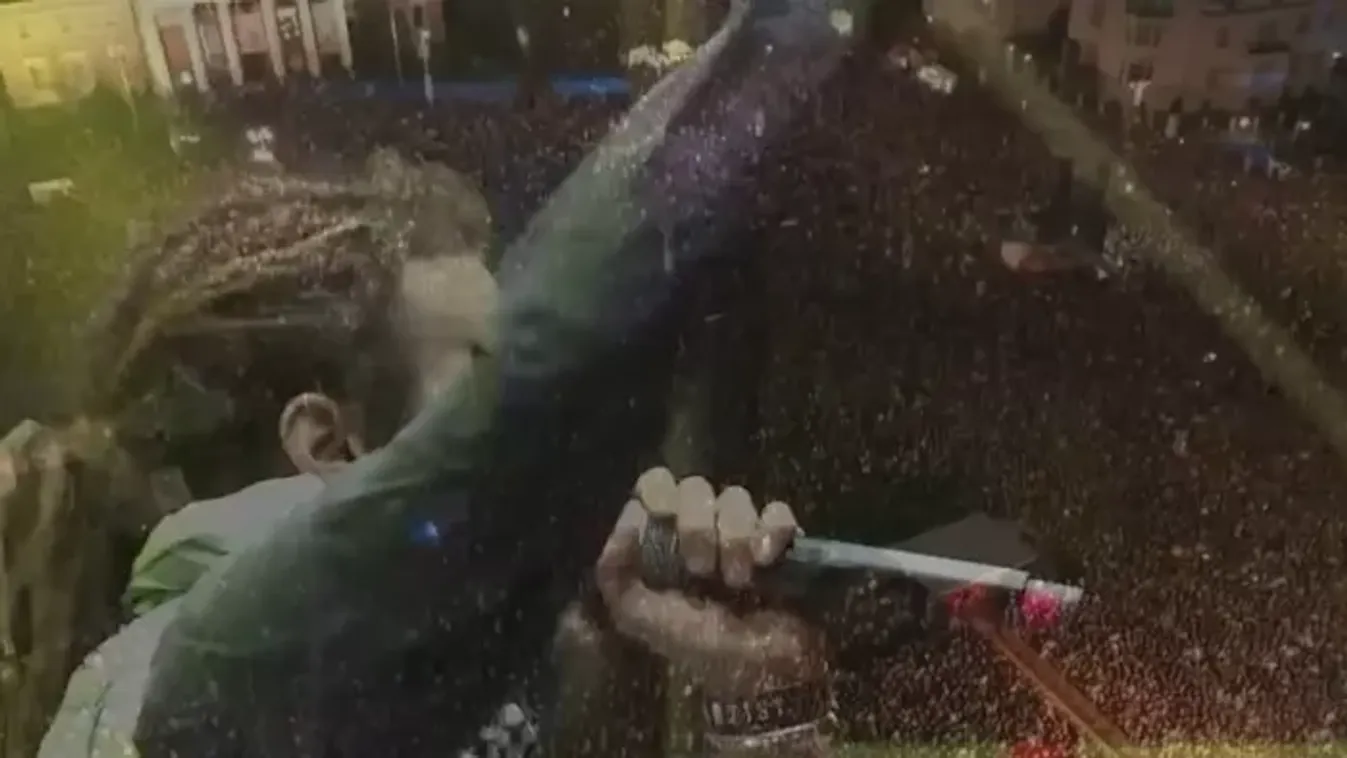 Antiszemita rigmusok is elhangoztak a Rendszerbontó Nagykoncerten