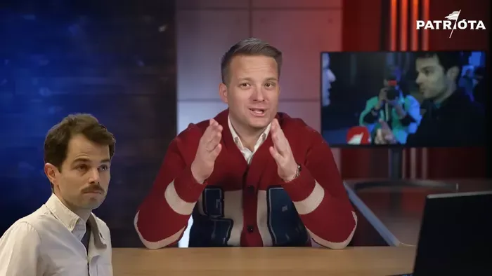 Simor Dániel: A Telex milliárdos újságírója vörös bársonyban született