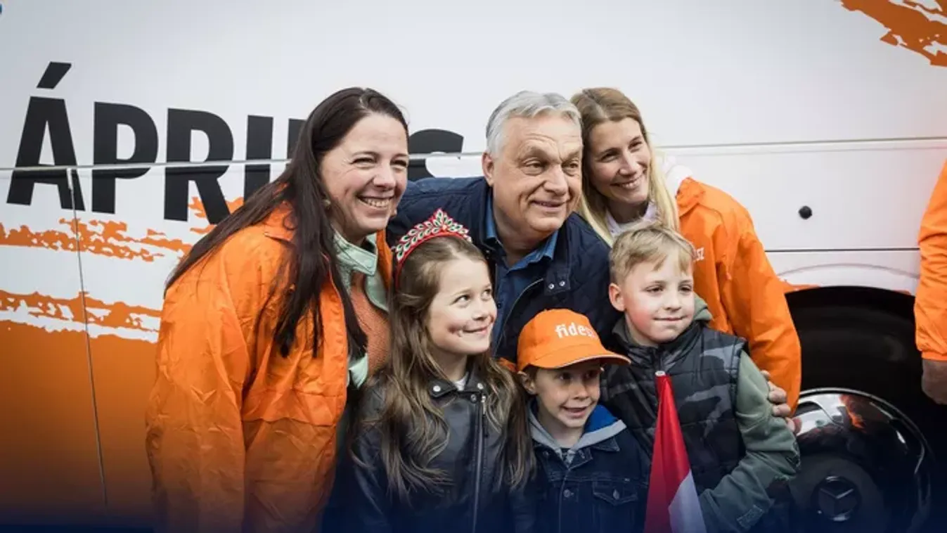 Orbán Viktor elérte az egymillió kézfogást az országjárás finisében