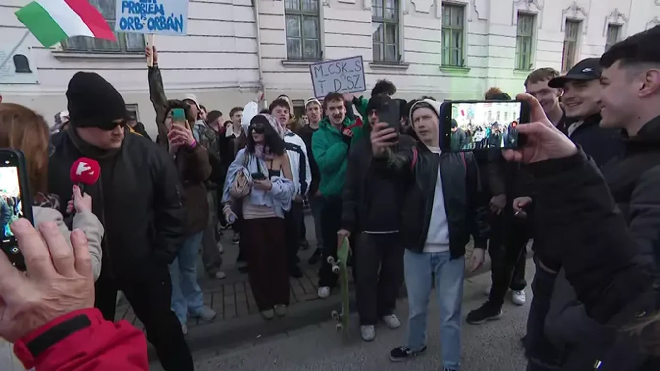 Szentesi incidens: tiszás demonstrálók zavarták meg a miniszterelnök rendezvényét