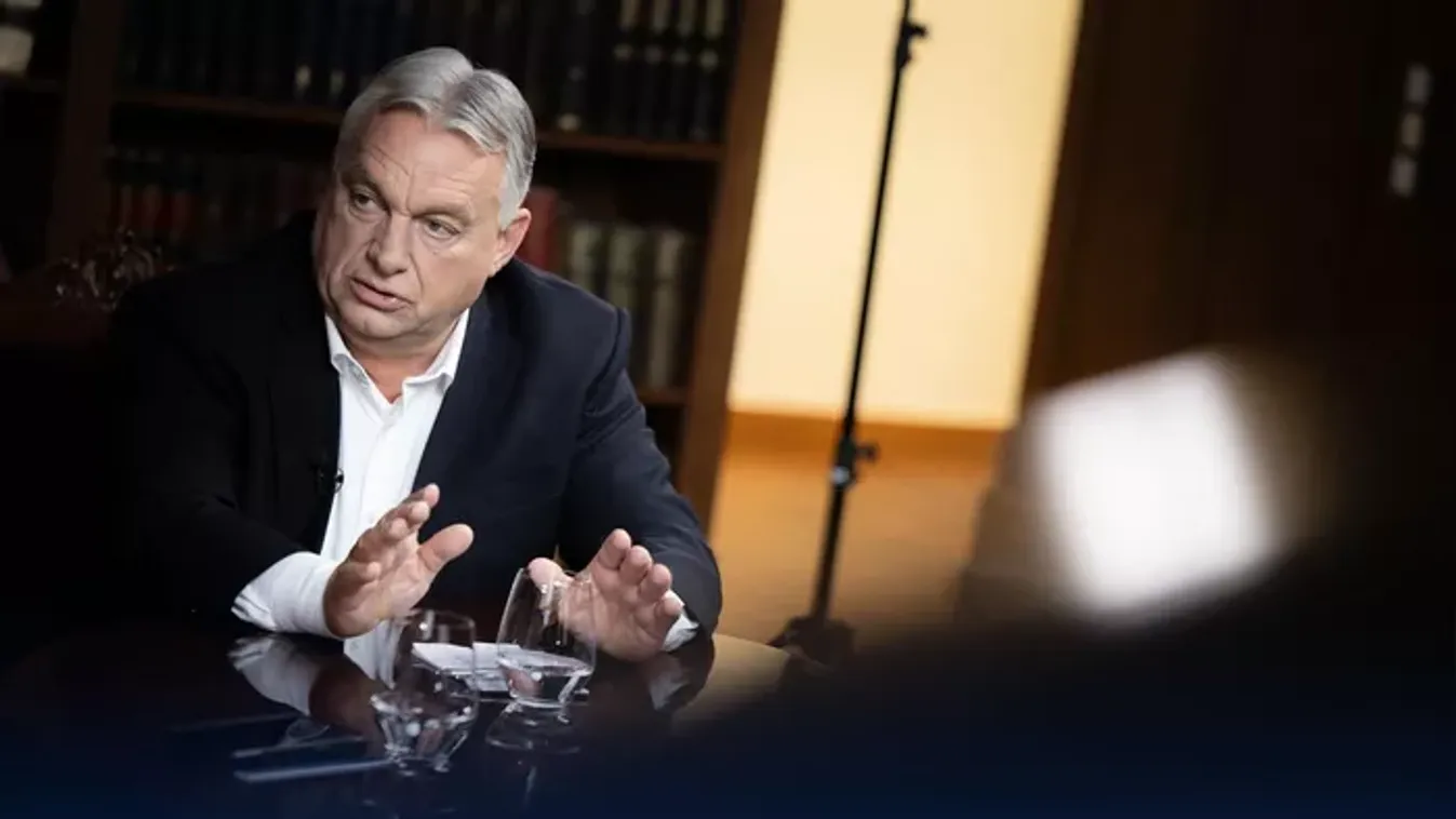 „A kereszténység nem elmélet, hanem gyakorlat” – ünnepi nagyinterjú a miniszterelnökkel