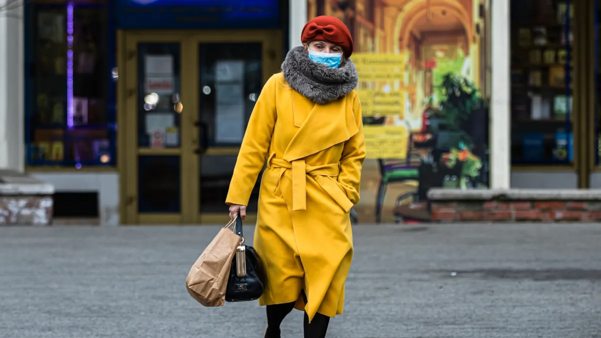 A koronavírus-járvány alatt hozott intézkedések megtörték a román gazdaságot