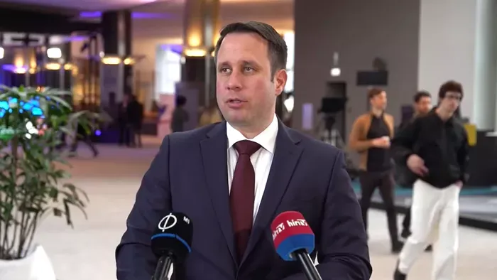 Dömötör Csaba sajtótájékoztatója - Élő közvetítés