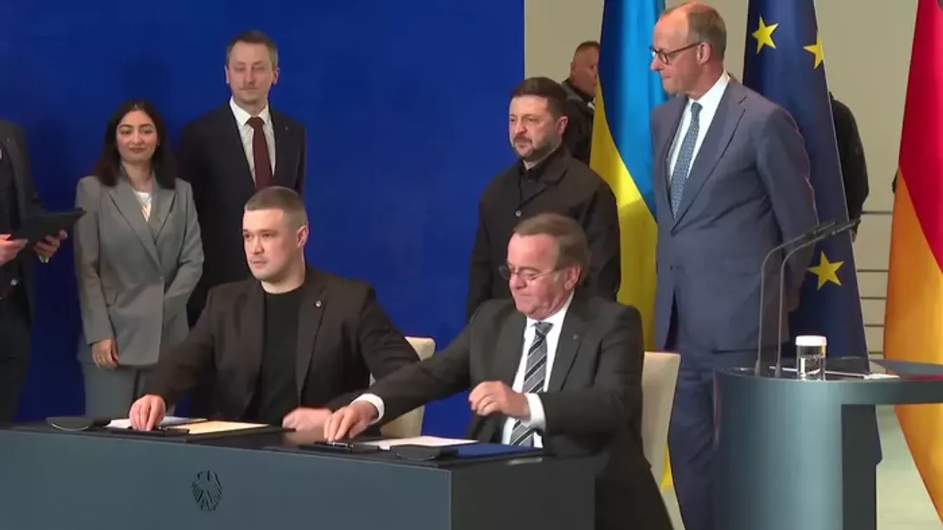 Szélesítenék a mozgósítást Ukrajnában: fiatalok és nők is érintettek lehetnek