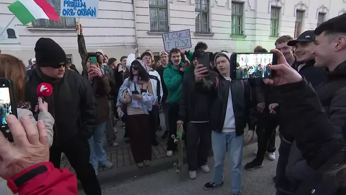 Szentesi incidens: tiszás demonstrálók zavarták meg a miniszterelnök rendezvényét